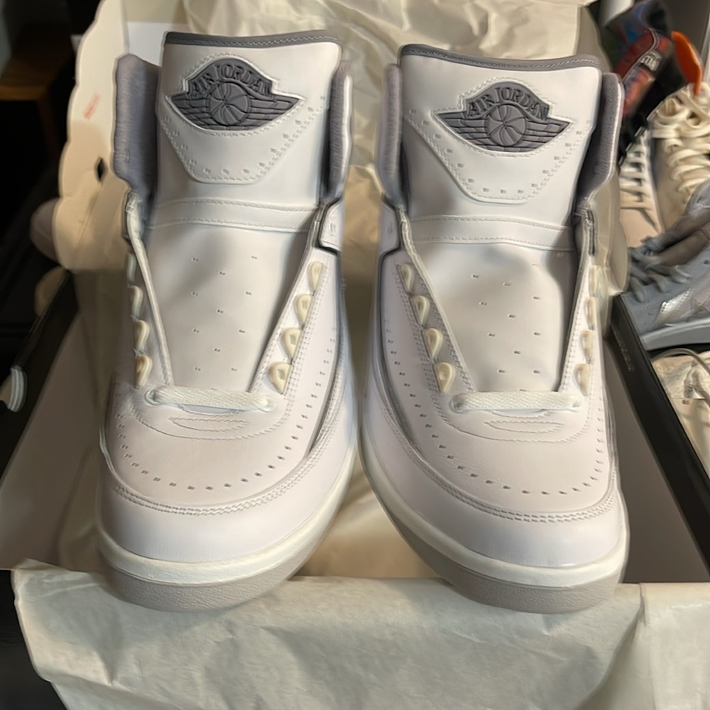 Jordan 2 - Picture 2 of 4